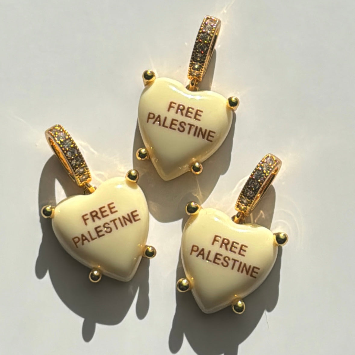 Soleil Charm „Free Palestine“