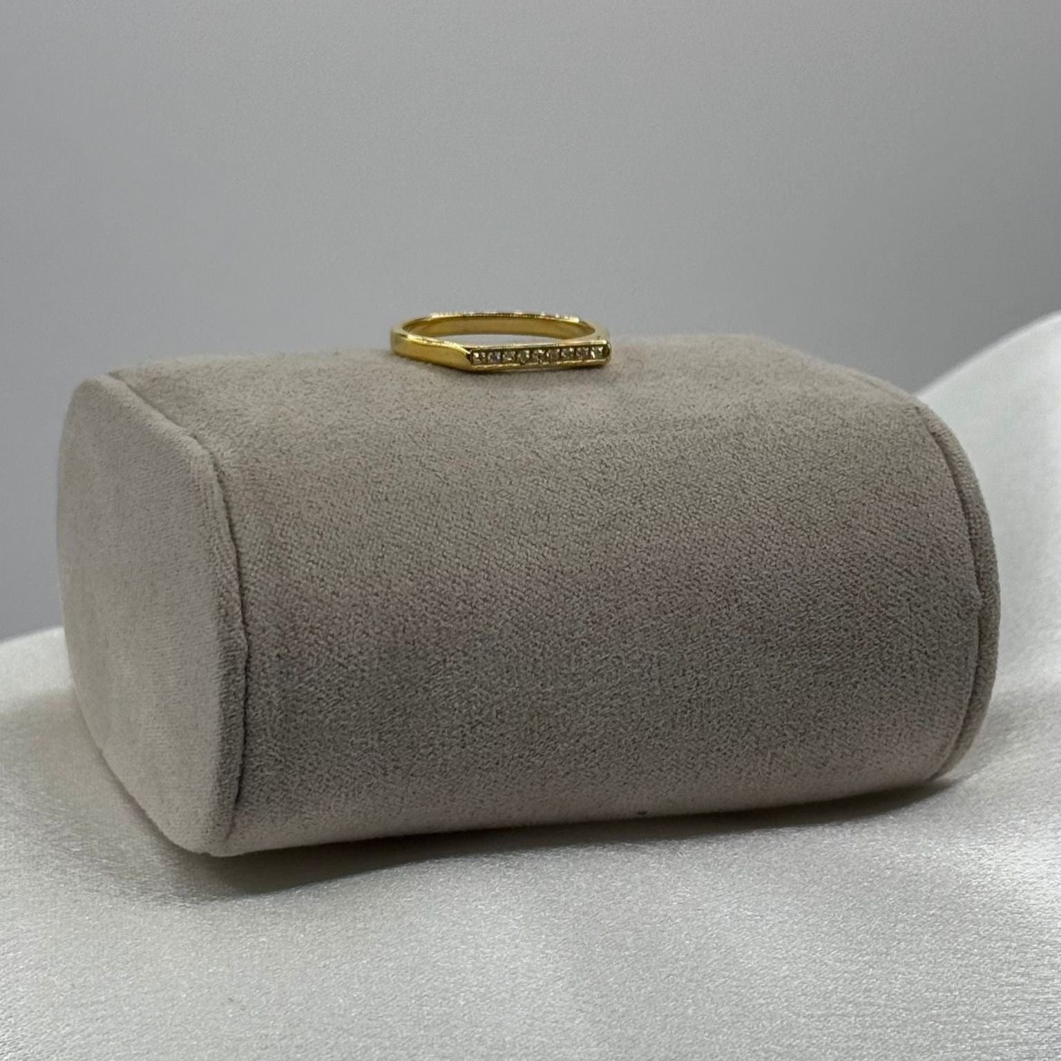 Auria Ring
