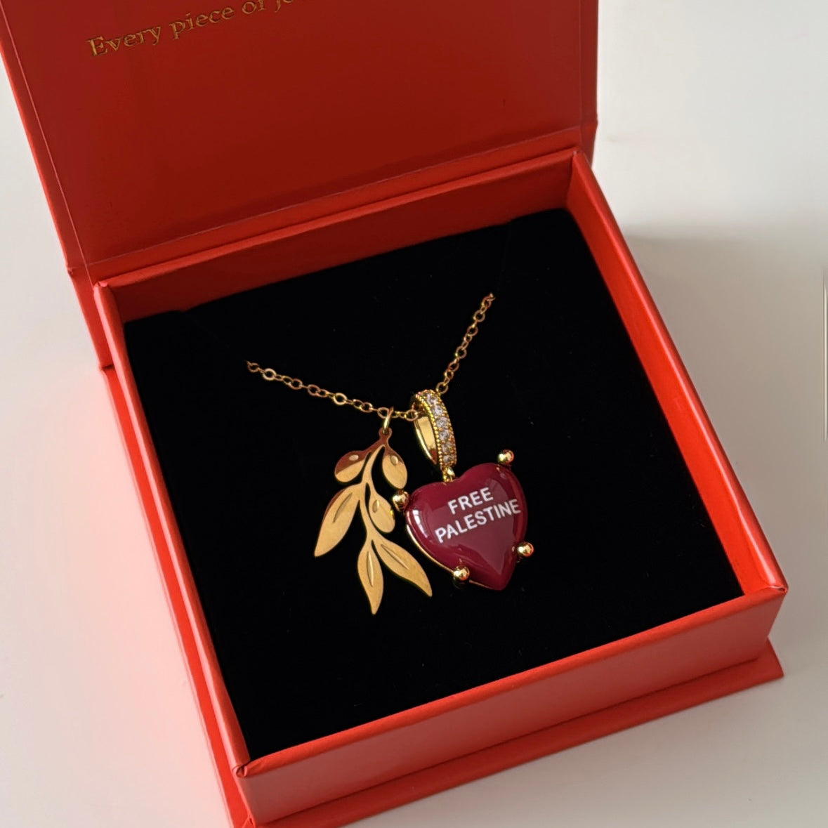 Olive leaf necklace with red velvet „Free Palestine“ Charm 18k gold plated