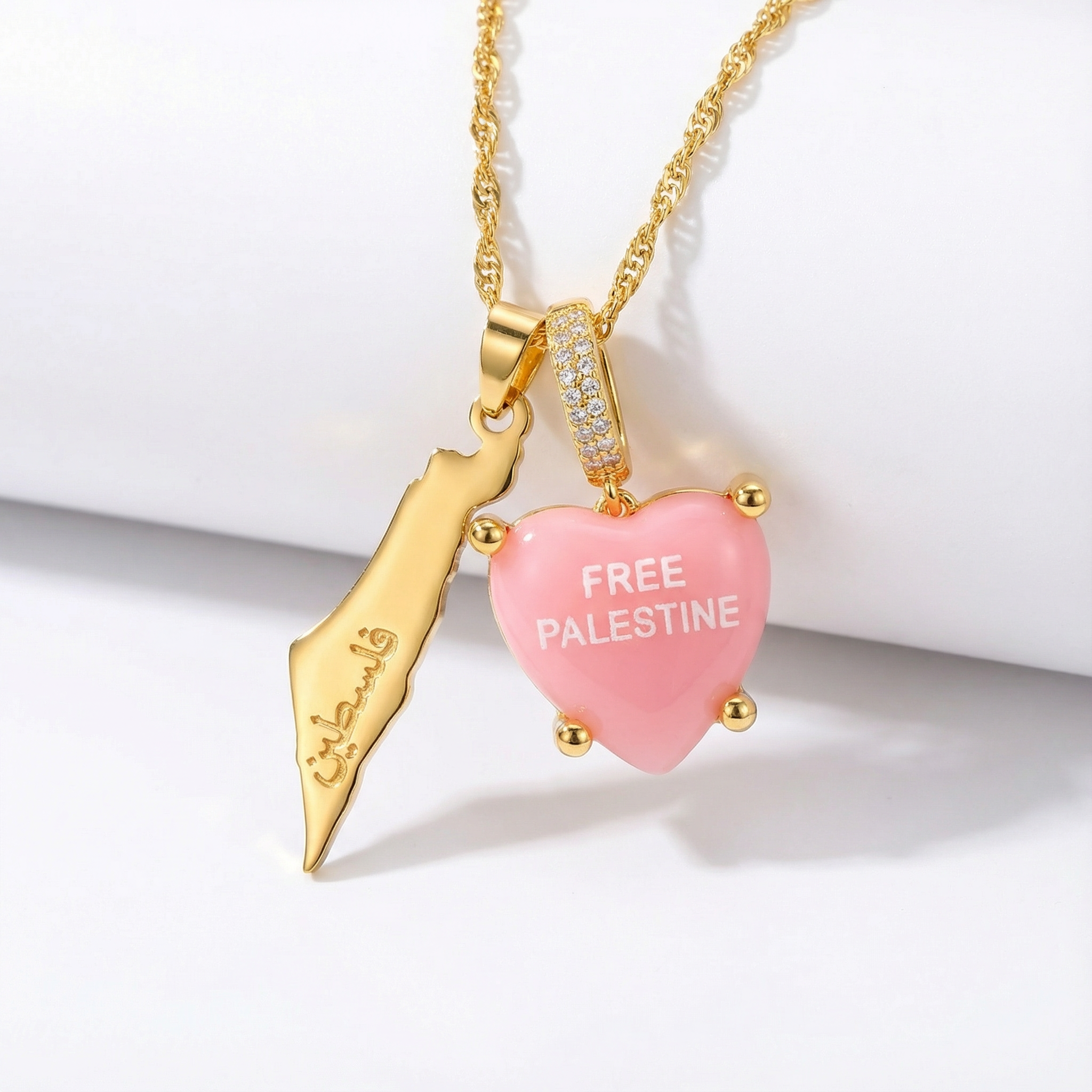 Cotton Candy „Free Palestine“ with Jerusalem necklace